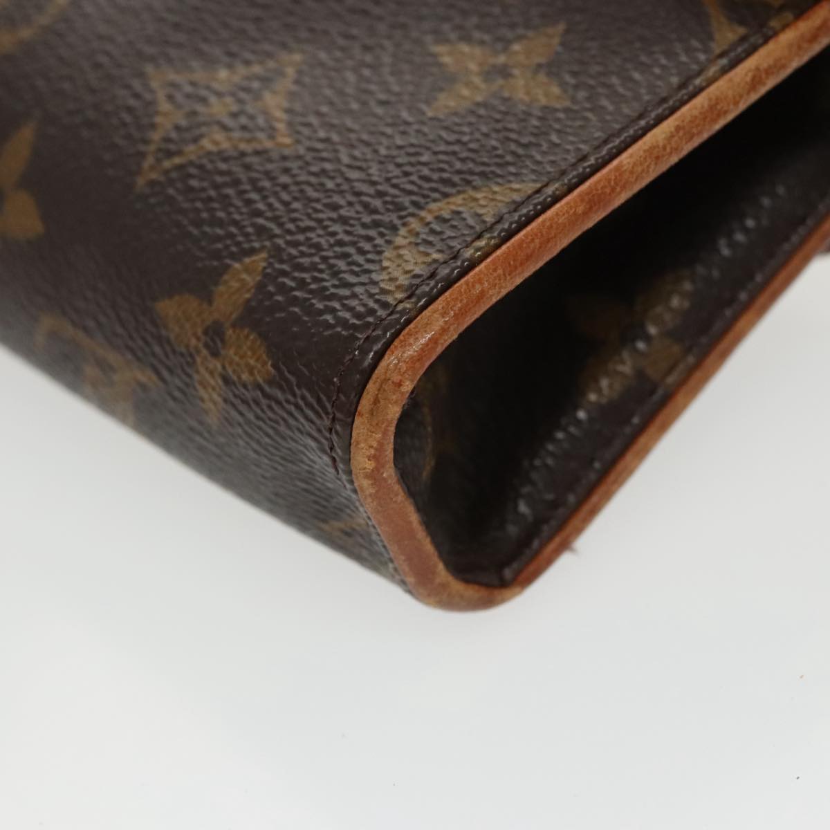 LOUIS VUITTON Monogram Pochette Florentine Waist bag M51855 LV Auth bs19555