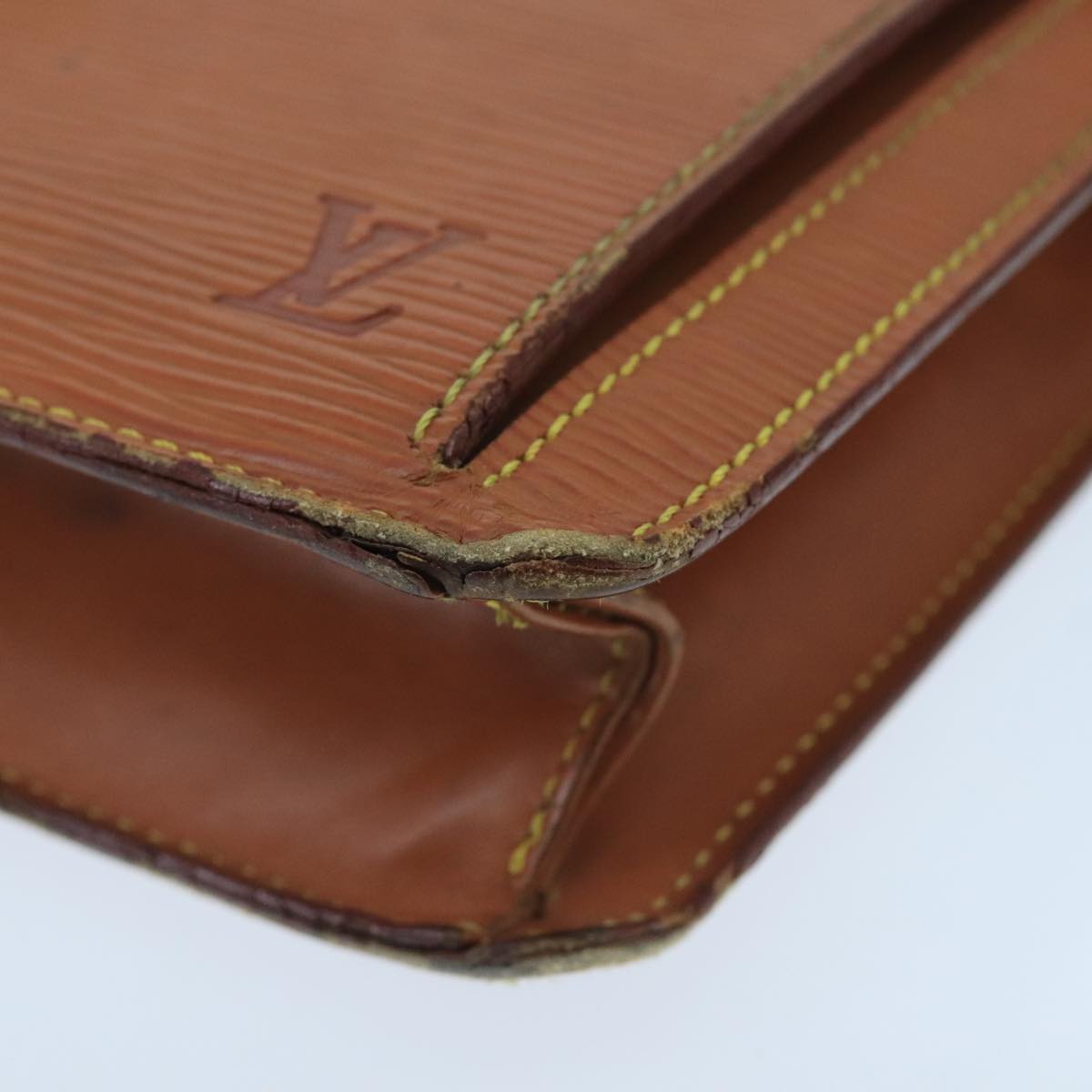 LOUIS VUITTON Epi Serie Dragonne Hand Bag Brown M52618 LV Auth bs19560