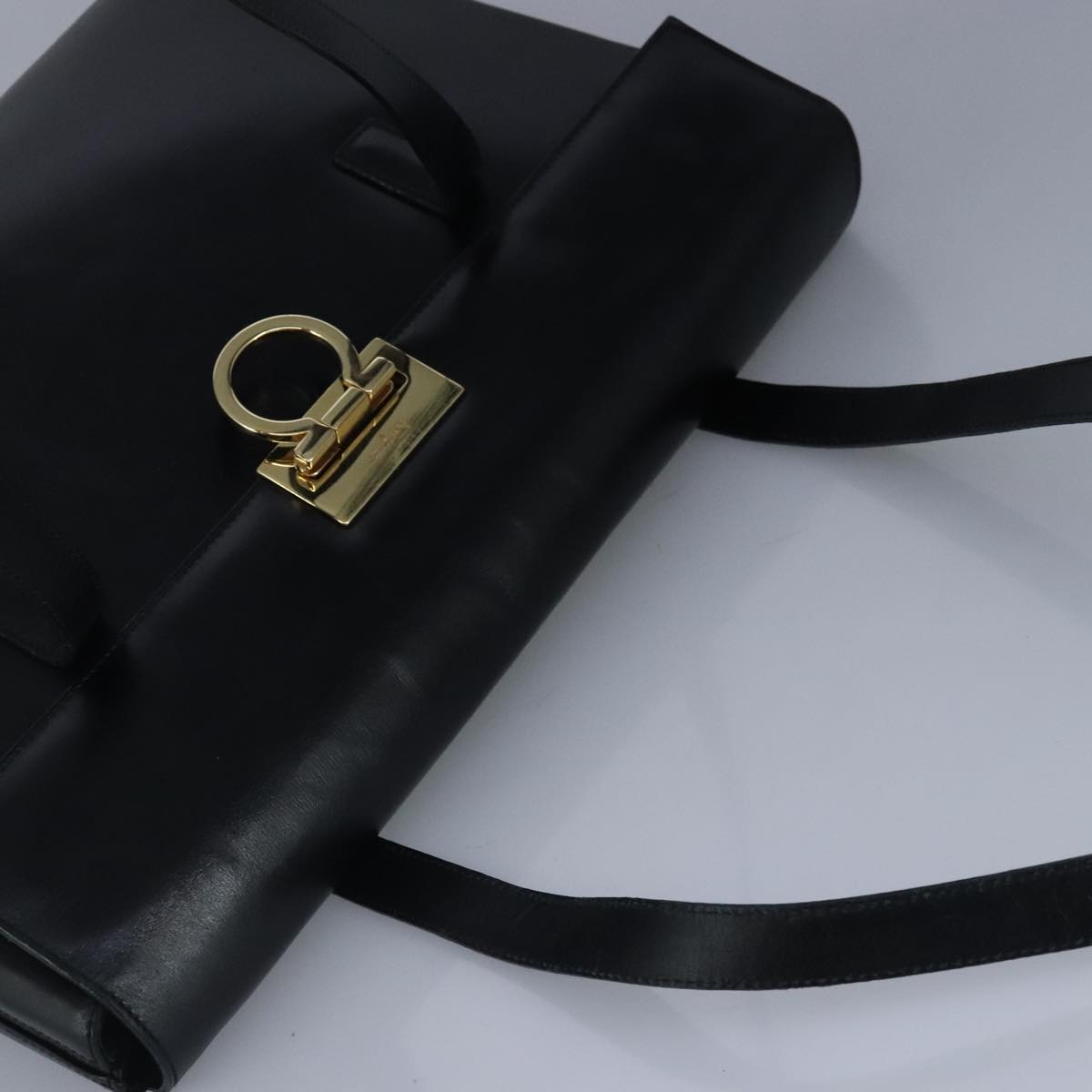 Salvatore Ferragamo Gancini Shoulder Bag Leather Black Gold Auth bs19616