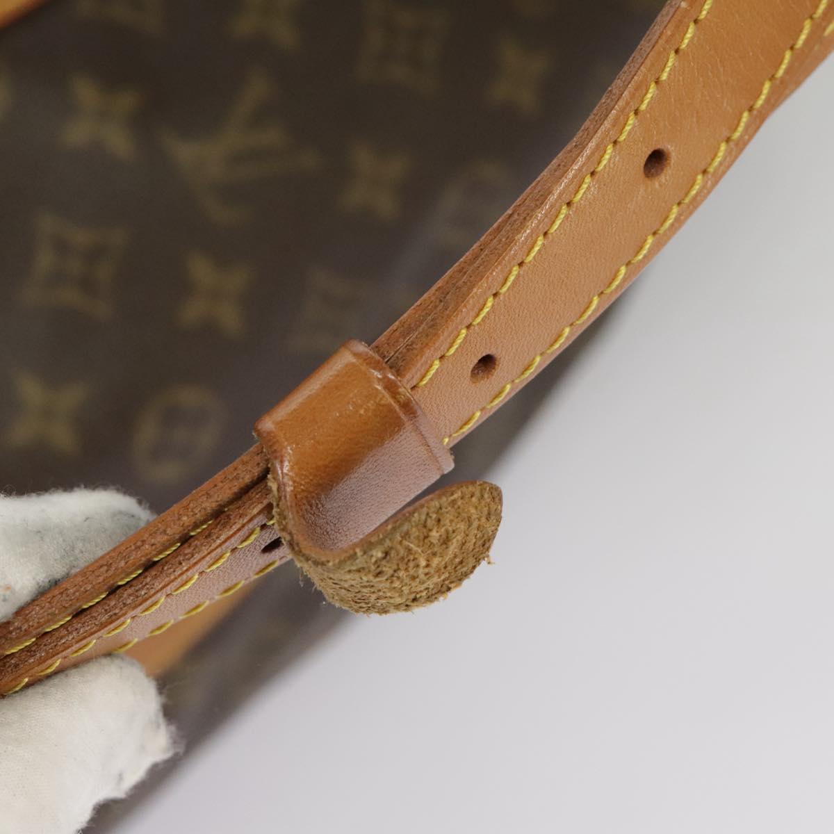 LOUIS VUITTON Monogram Randonnee GM Shoulder Bag M42244 LV Auth bs19711