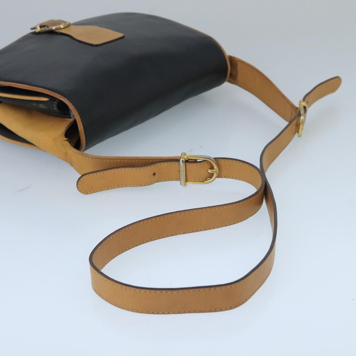 CELINE Shoulder Bag Leather Black Brown Gold Auth bs19817