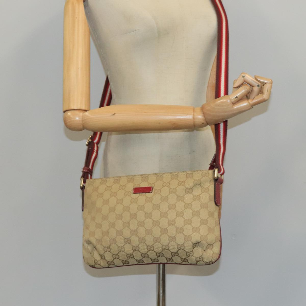 GUCCI GG Canvas Sherry Line Shoulder Bag Beige Wine Red Red 189749 Auth bs19873