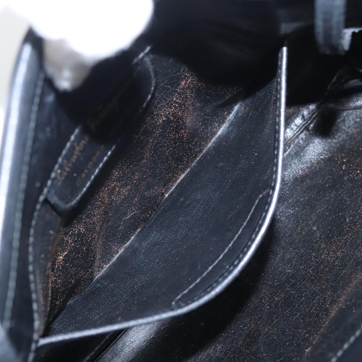 Salvatore Ferragamo Vala Shoulder Bag Leather Black Gold Auth bs19916