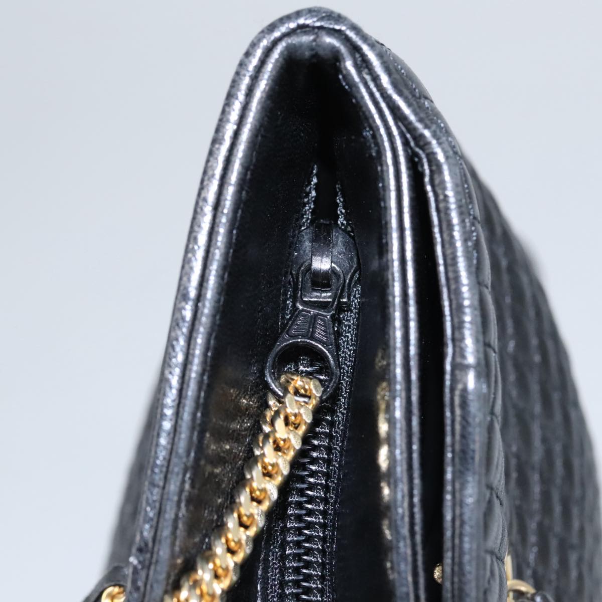 BALLY Chain Shoulder Bag Leather Black Gold Auth bs19977