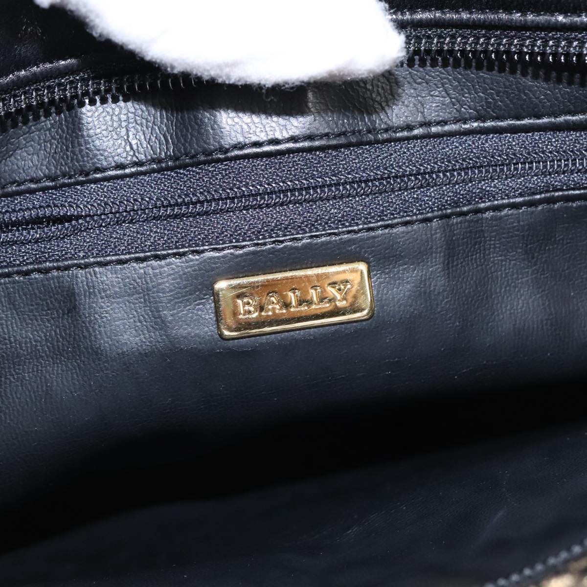 BALLY Chain Shoulder Bag Leather Black Gold Auth bs19977