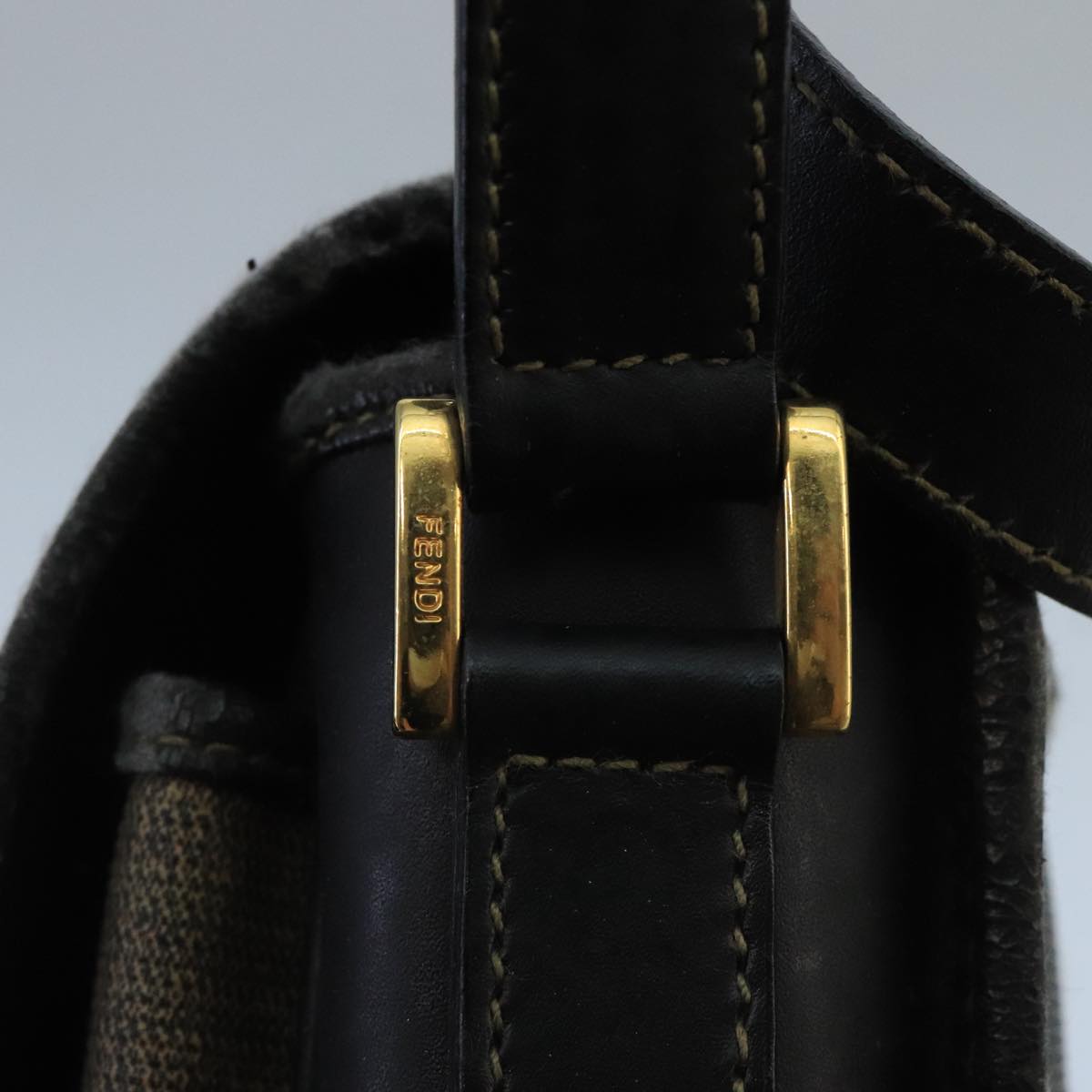 FENDI Pecan Canvas Shoulder Bag Brown Black Auth bs20143