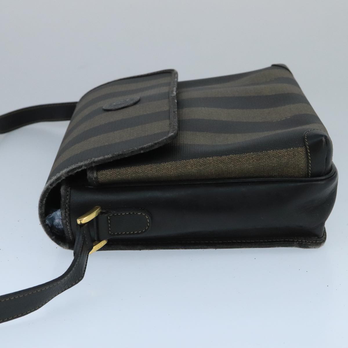 FENDI Pecan Canvas Shoulder Bag Brown Black Auth bs20143