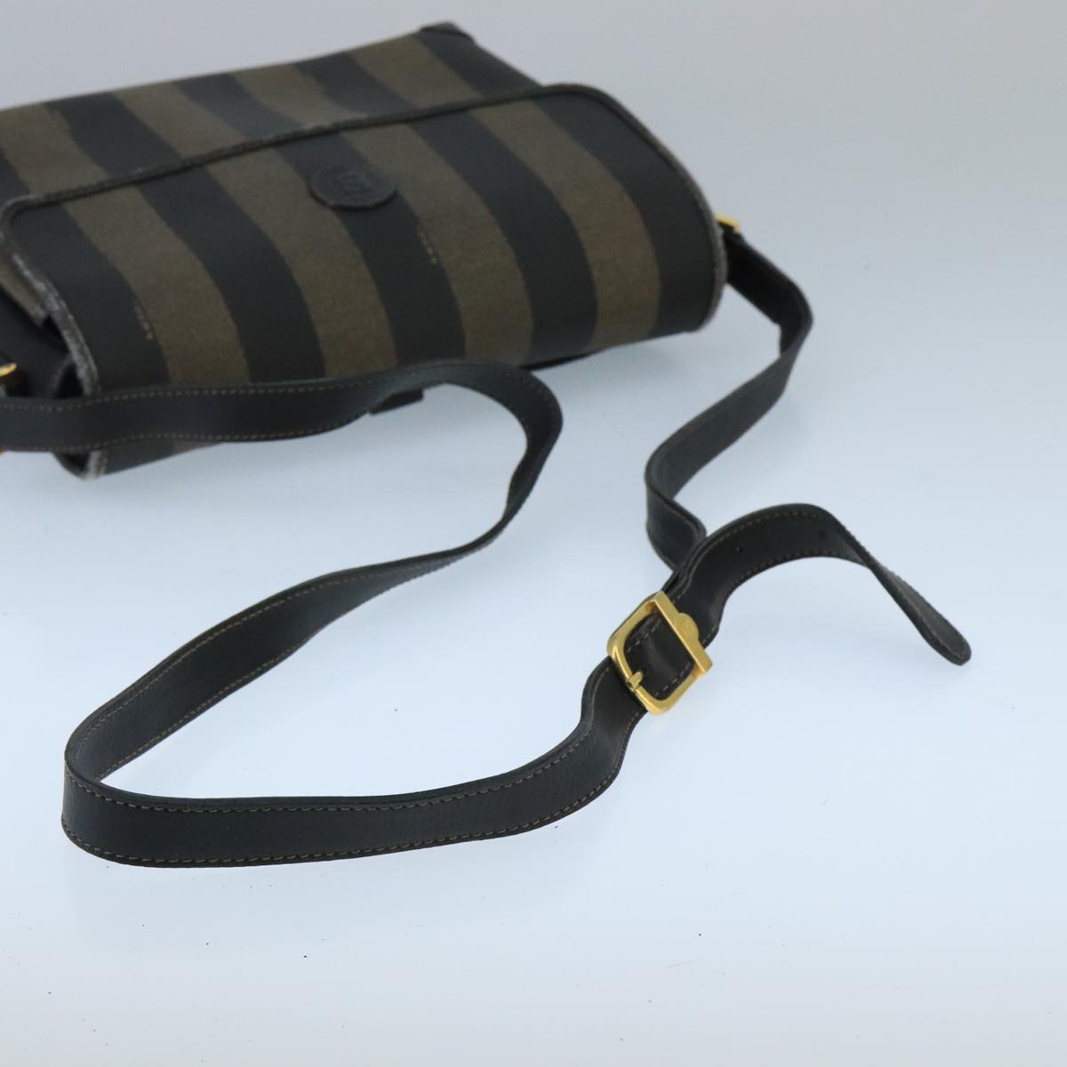 FENDI Pecan Canvas Shoulder Bag Brown Black Auth bs20143