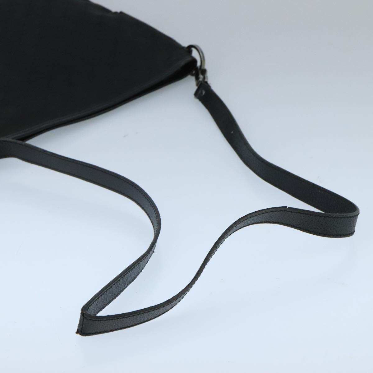 GUCCI GG Canvas Shoulder Bag Black Silver 113013 Auth bs20185
