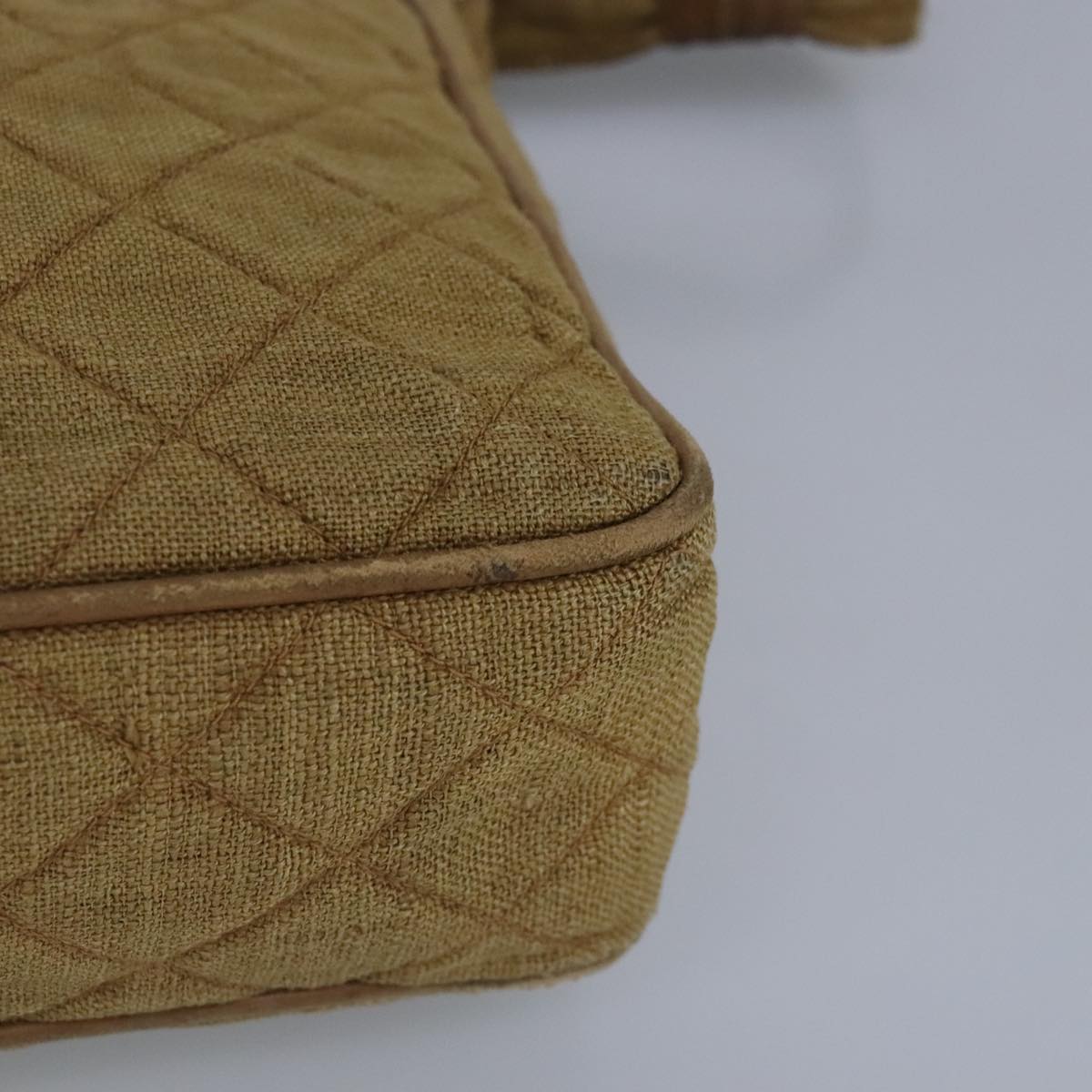 CHANEL Matelasse Shoulder Bag Canvas Beige CC Auth bs20198