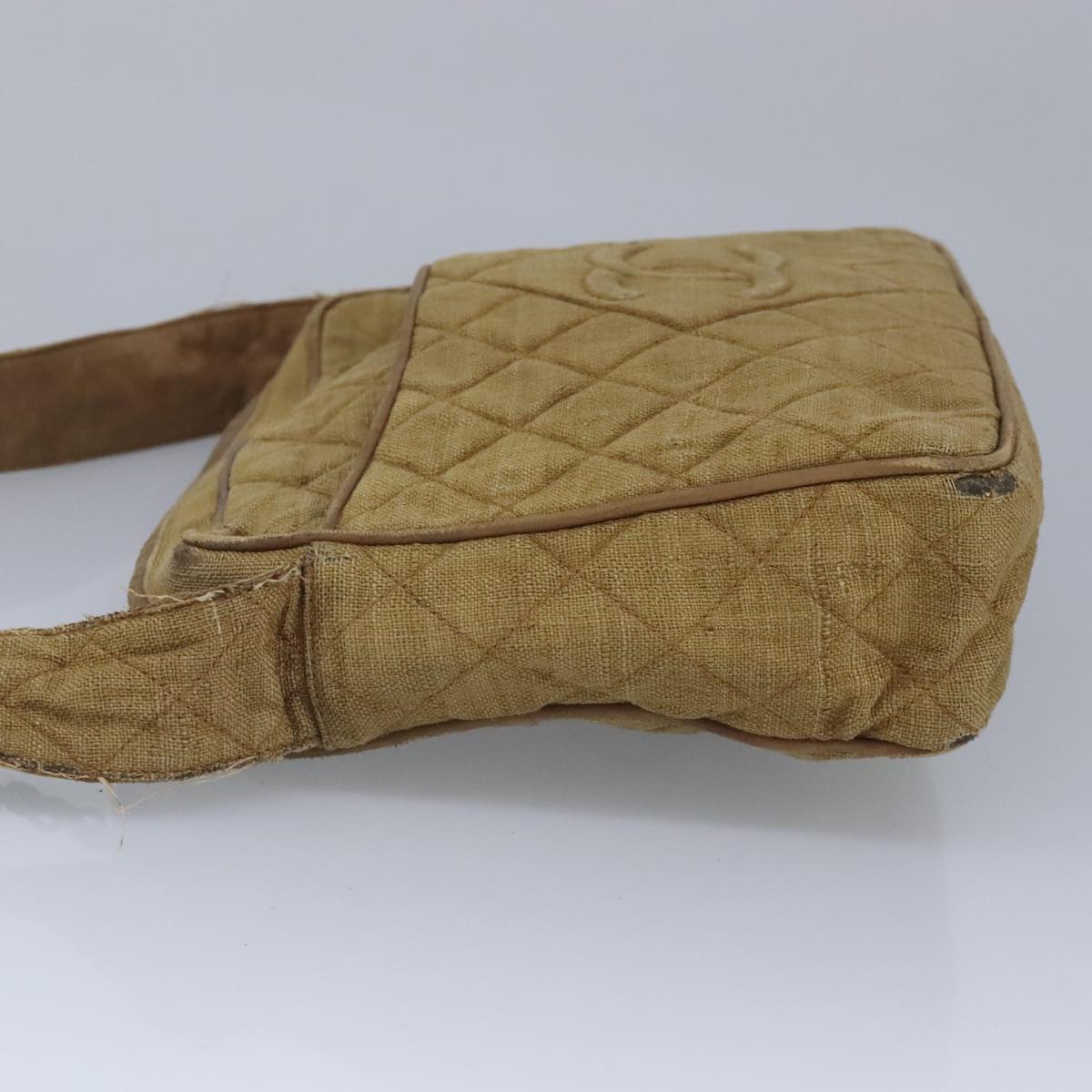 CHANEL Matelasse Shoulder Bag Canvas Beige CC Auth bs20198