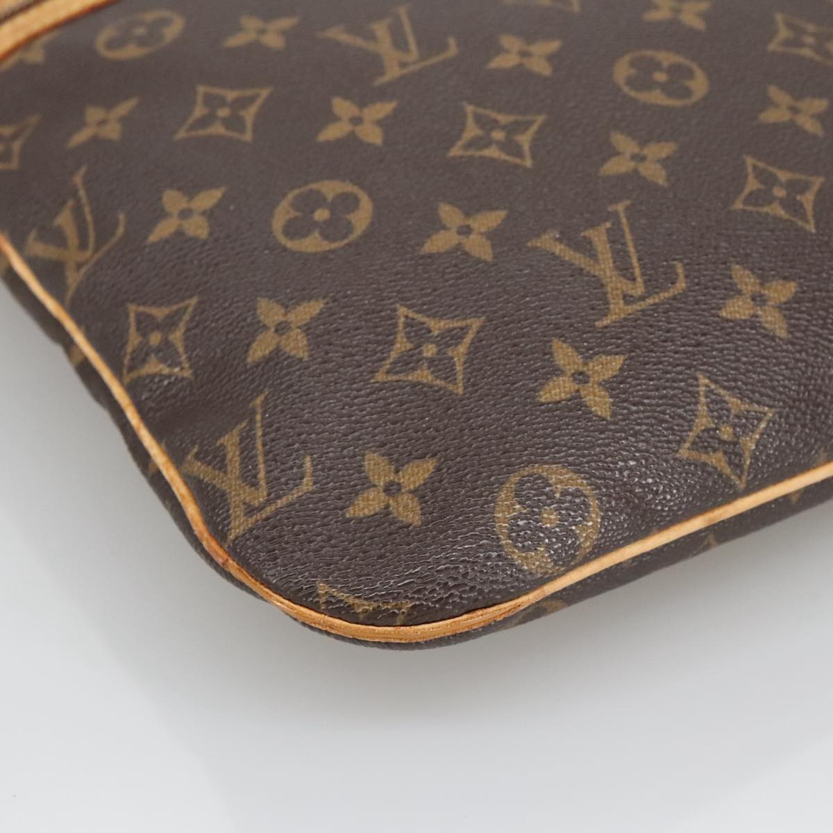 LOUIS VUITTON Monogram Pochette Bosphore Shoulder Bag M40044 LV Auth bs20281