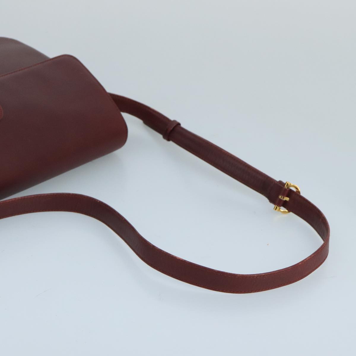 CARTIER Shoulder Bag Leather Bordeaux Gold Auth bs20383