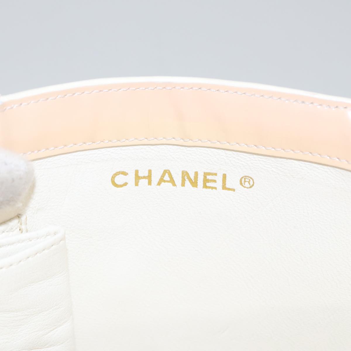 CHANEL Tote Bag Enamel Beige Gold CC Auth bs20922