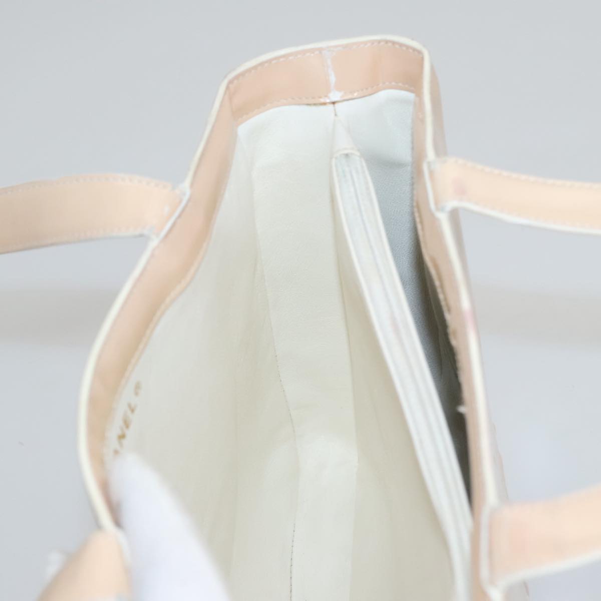 CHANEL Tote Bag Enamel Beige Gold CC Auth bs20922