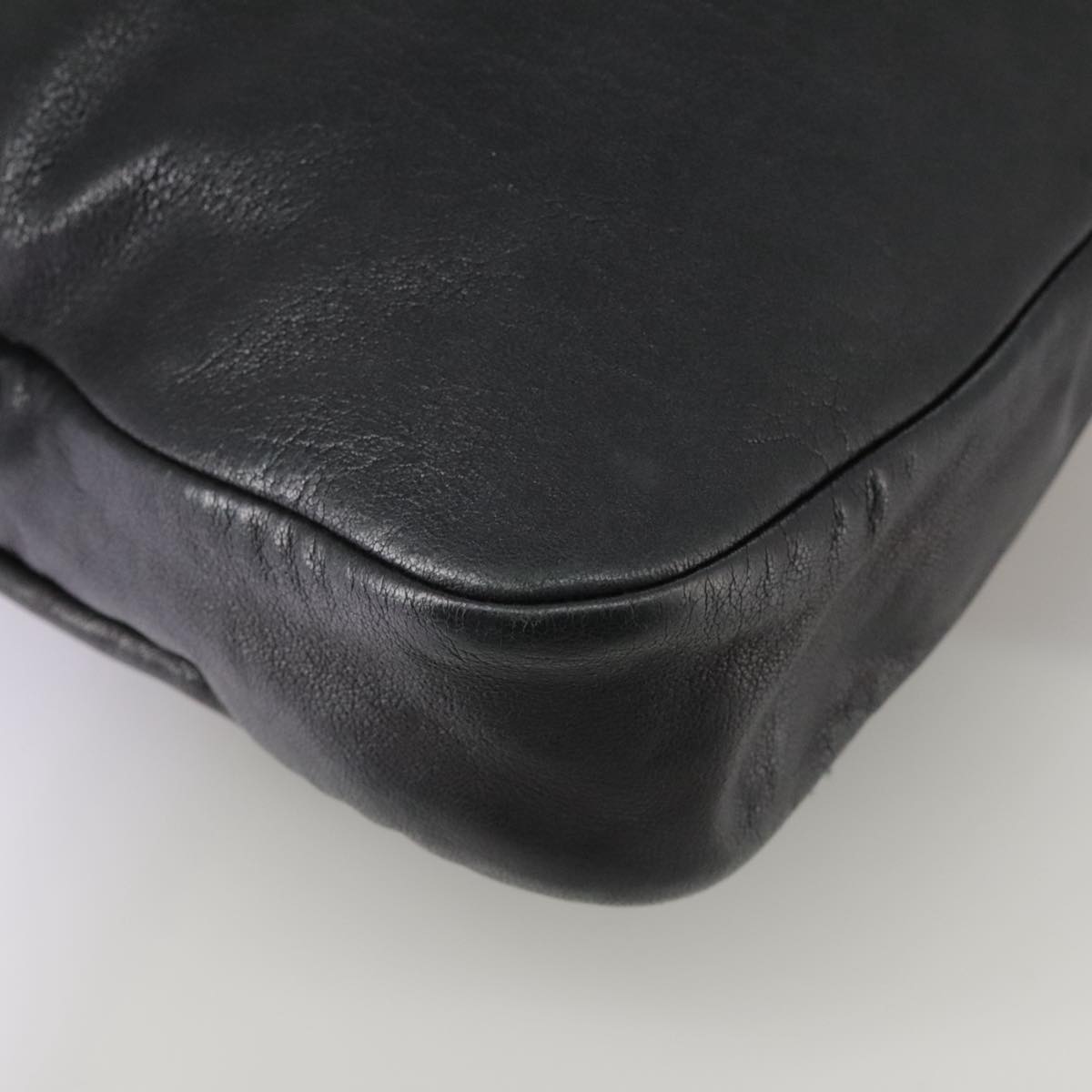 Salvatore Ferragamo Vala Hand Bag Leather 2way Black Gold Auth bs20937