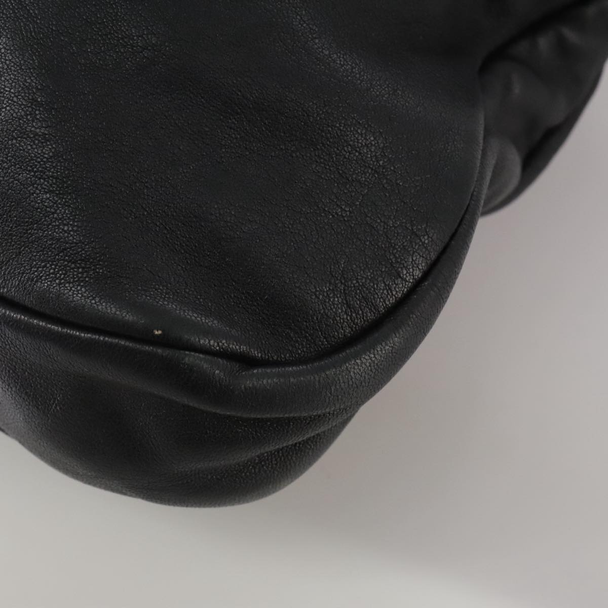 Salvatore Ferragamo Vala Hand Bag Leather 2way Black Gold Auth bs20937