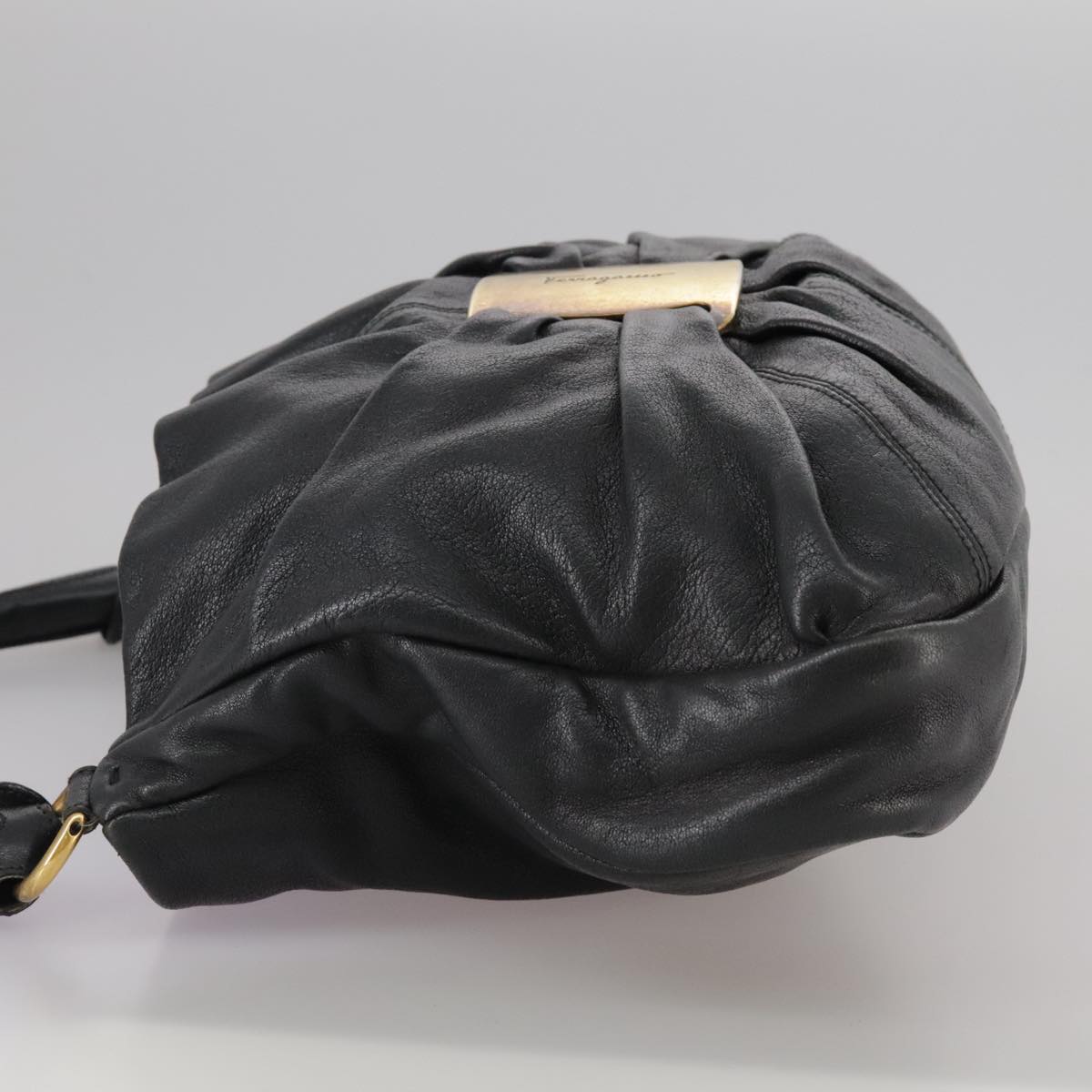 Salvatore Ferragamo Vala Hand Bag Leather 2way Black Gold Auth bs20937