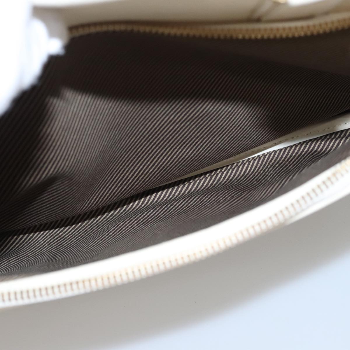 LOUIS VUITTON Varleys 24H Hand Bag Leather Cream M95360 LV Auth bs20954