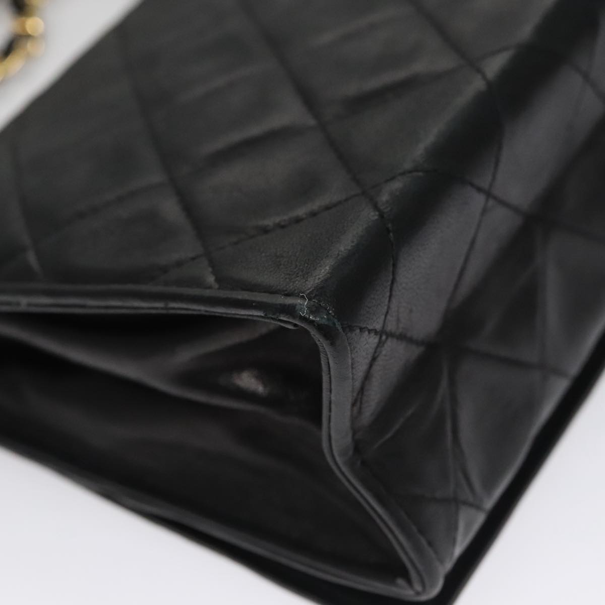 CHANEL Chain Matelasse Shoulder Bag Lamb Skin Gold Black CC Auth bs21032