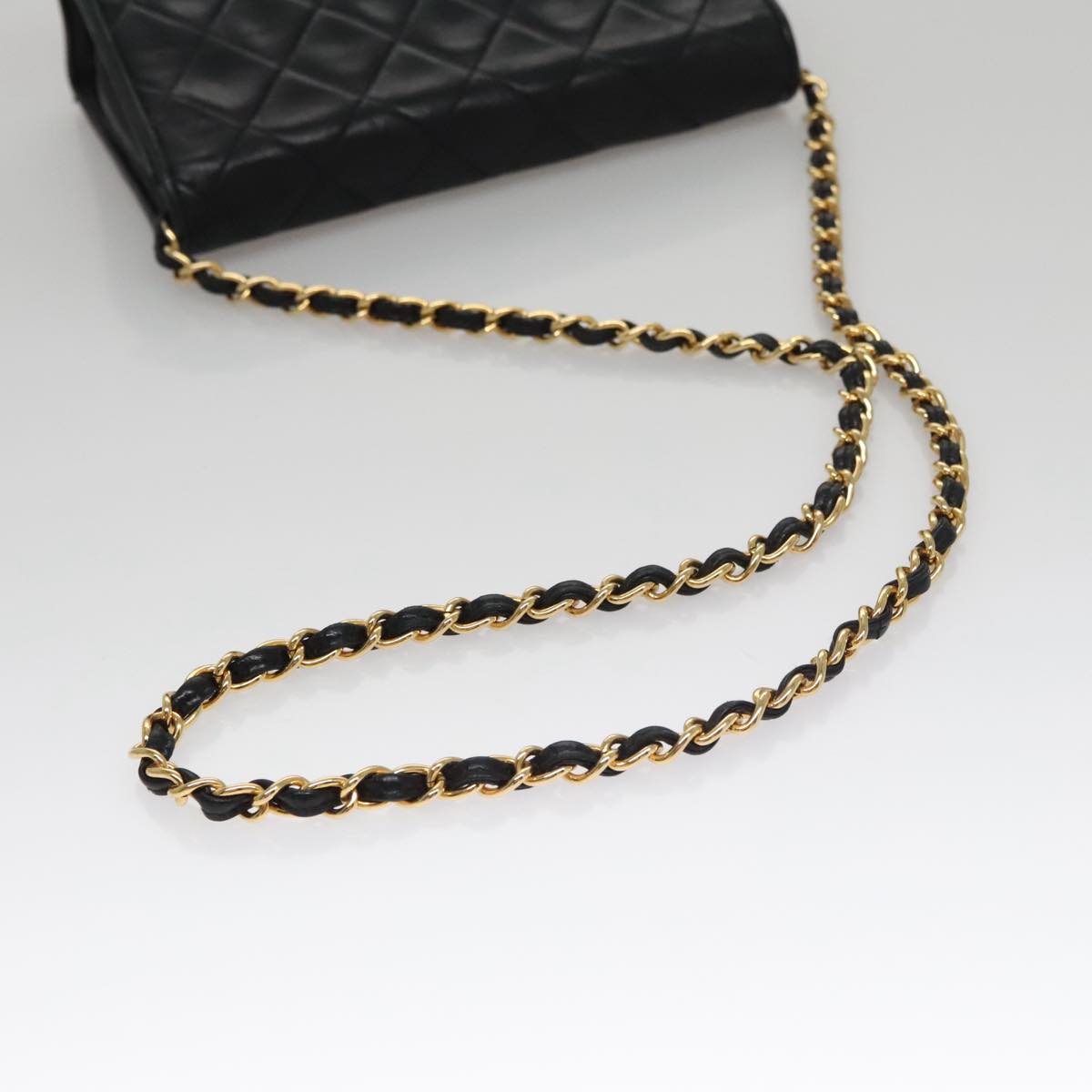 CHANEL Chain Matelasse Shoulder Bag Lamb Skin Gold Black CC Auth bs21032