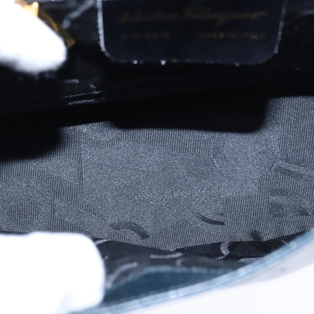 Salvatore Ferragamo Gancini Hand Bag Leather Navy Gold Auth bs21083