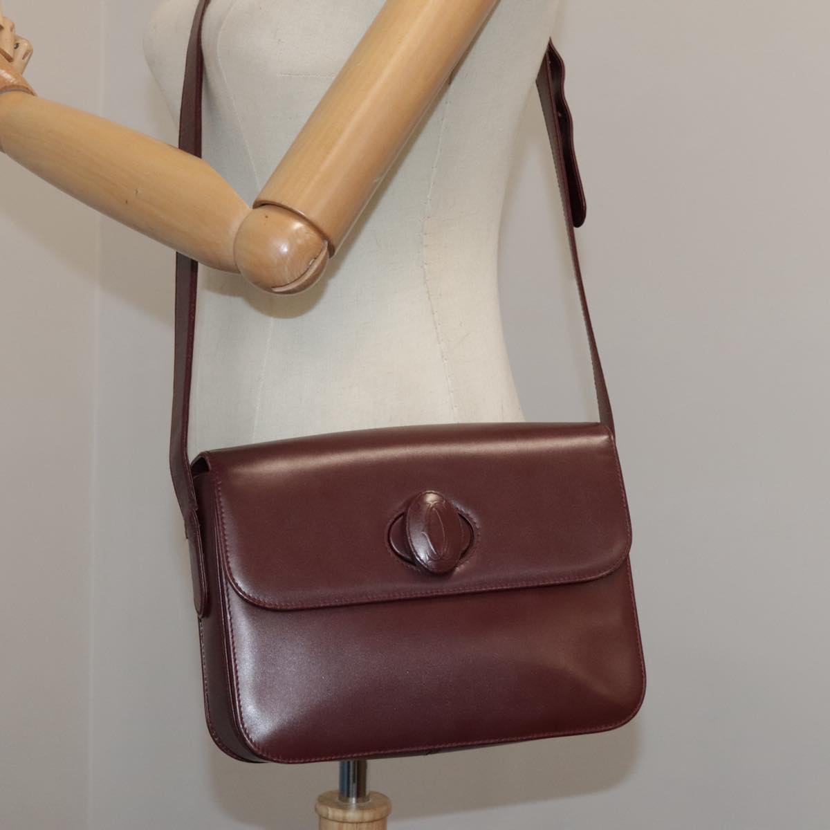 CARTIER Shoulder Bag Leather Red Auth bs21170