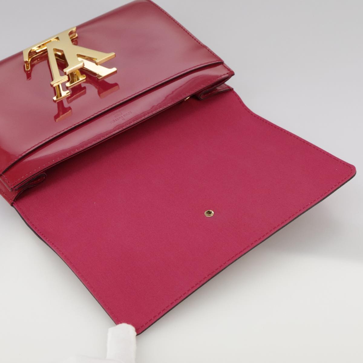 LOUIS VUITTON Pochette Louise EW Bag Patent Rose Andian M94270 LV Auth bs21225V