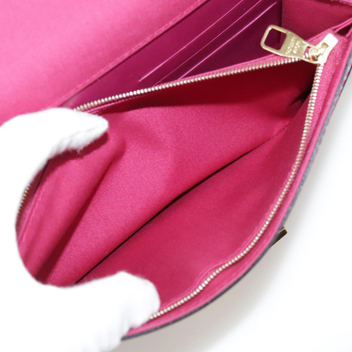 LOUIS VUITTON Pochette Louise EW Bag Patent Rose Andian M94270 LV Auth bs21225V