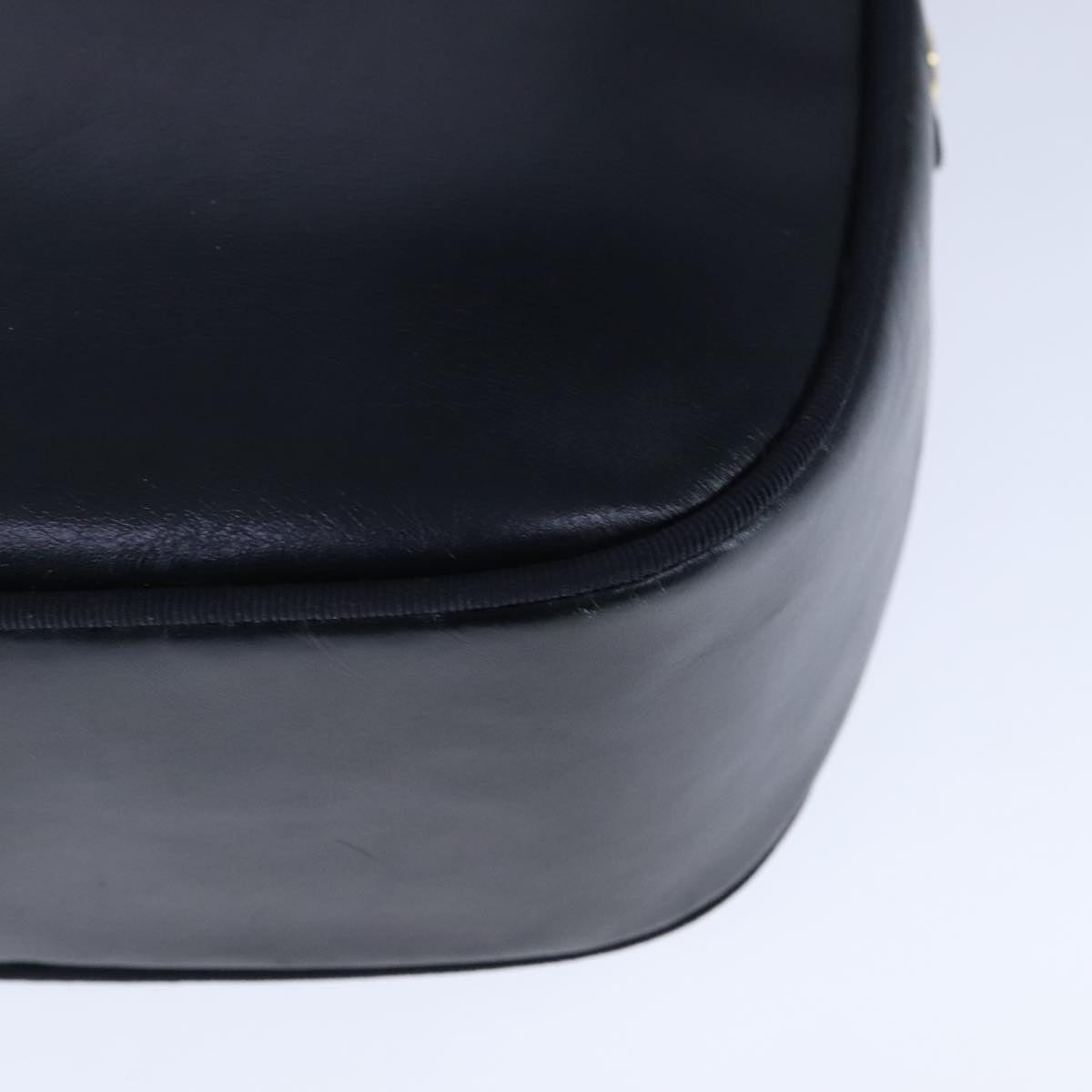 Salvatore Ferragamo Vala Shoulder Bag Leather Navy Gold Auth bs21294