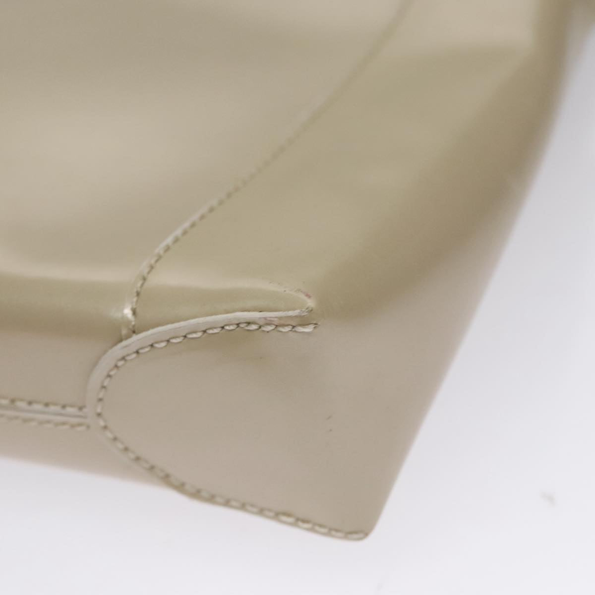 Christian Dior Shoulder Bag Patent leather Beige Silver Auth bs21422