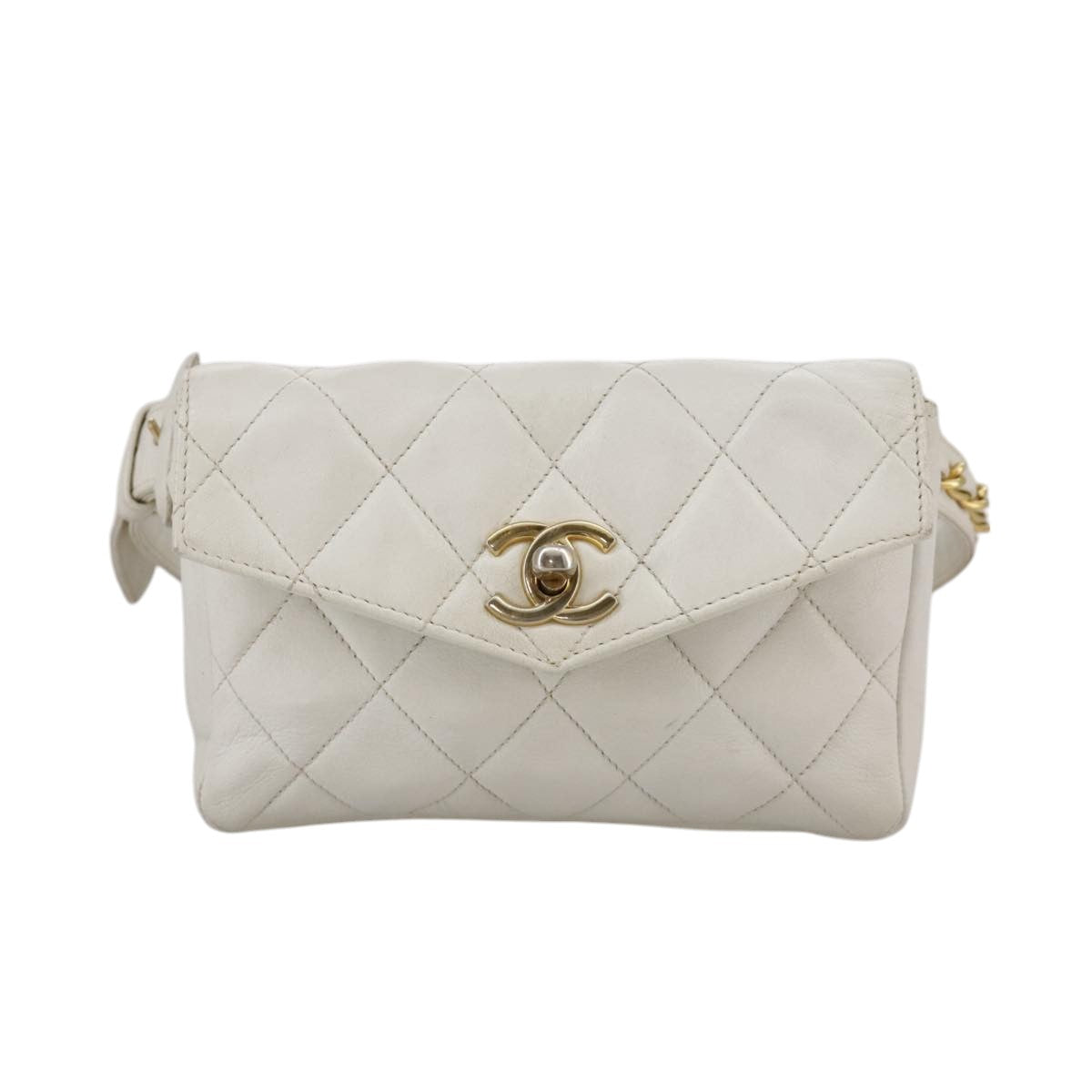 CHANEL Matelasse Waist bag Lamb Skin White CC Auth bs21712