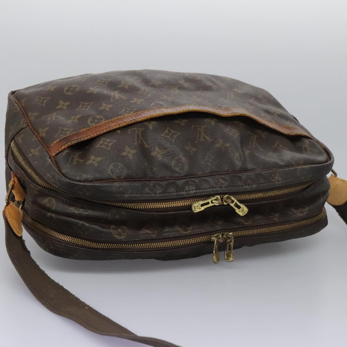 LOUIS VUITTON Monogram Reporter GM Shoulder Bag M45252 LV Auth bs22111