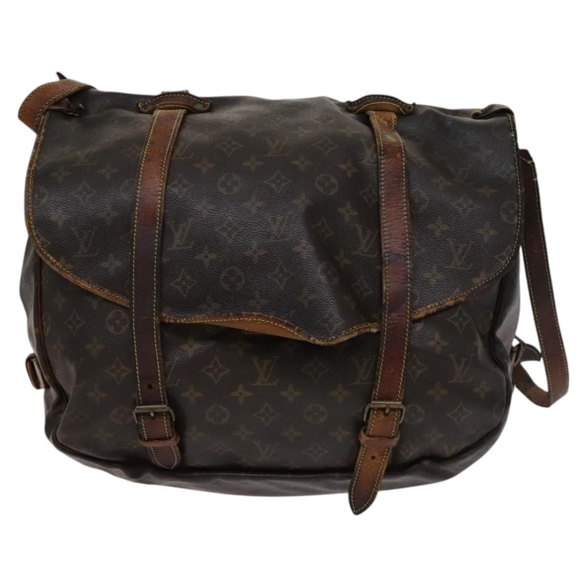 LOUIS VUITTON Monogram Saumur 43 Shoulder Bag M42252 LV Auth bs22328