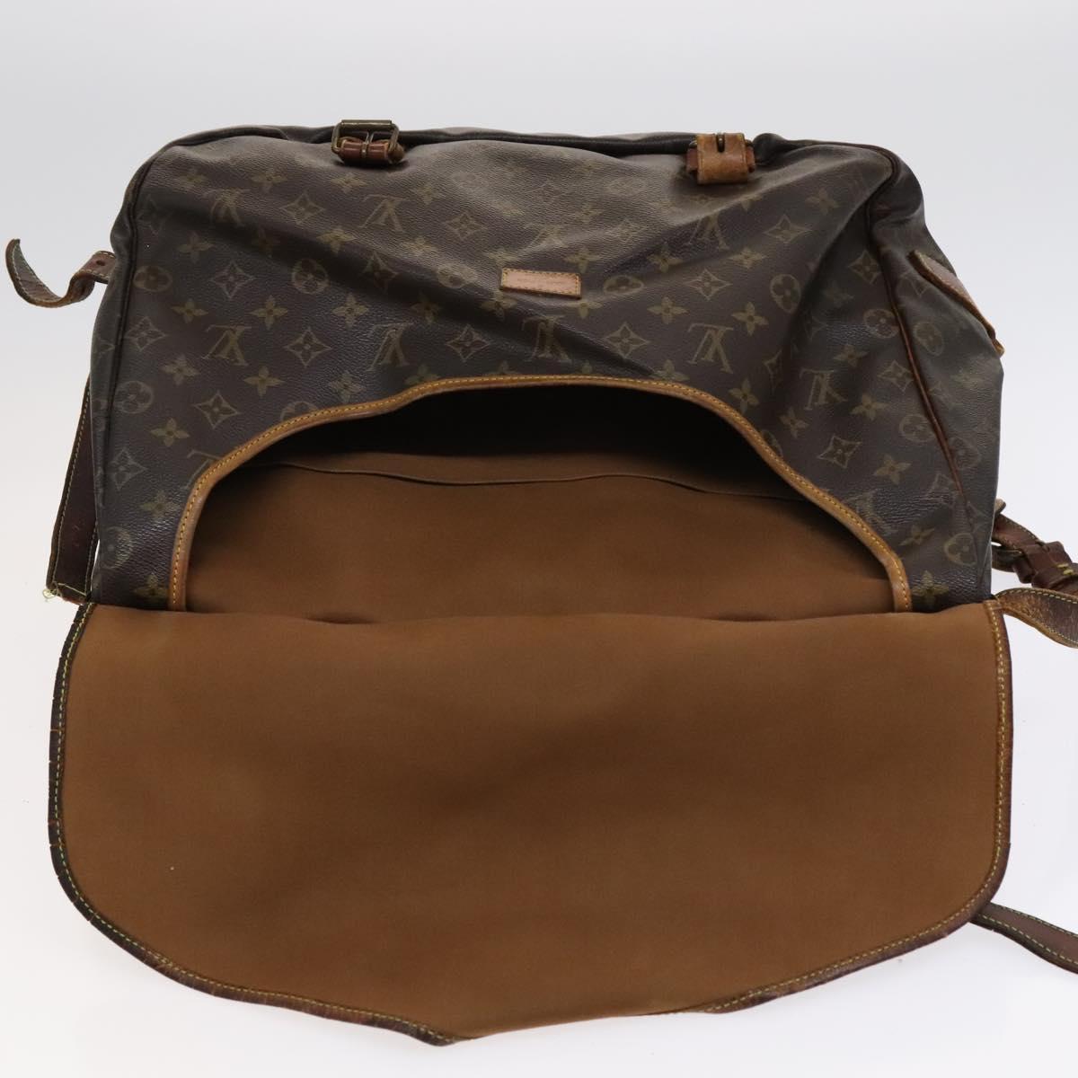 LOUIS VUITTON Monogram Saumur 43 Shoulder Bag M42252 LV Auth bs22328