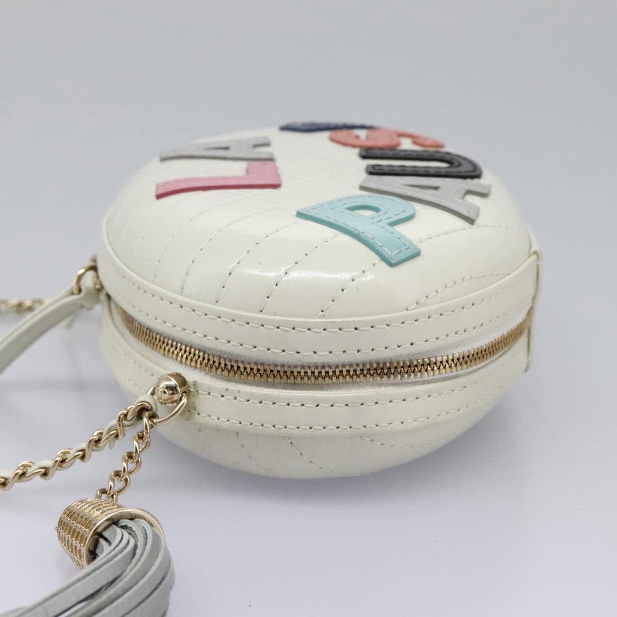 CHANEL V Stitch LA PAUSA Chain Shoulder Bag Leather White CC Auth bs23014SAV
