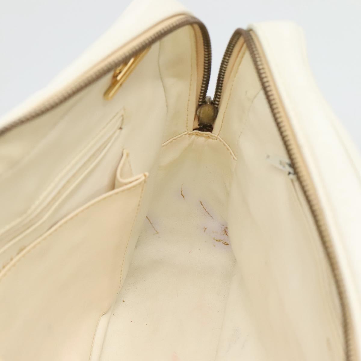 CHANEL Chain V Stitch Shoulder Bag Lamb Skin White CC Auth bs23119