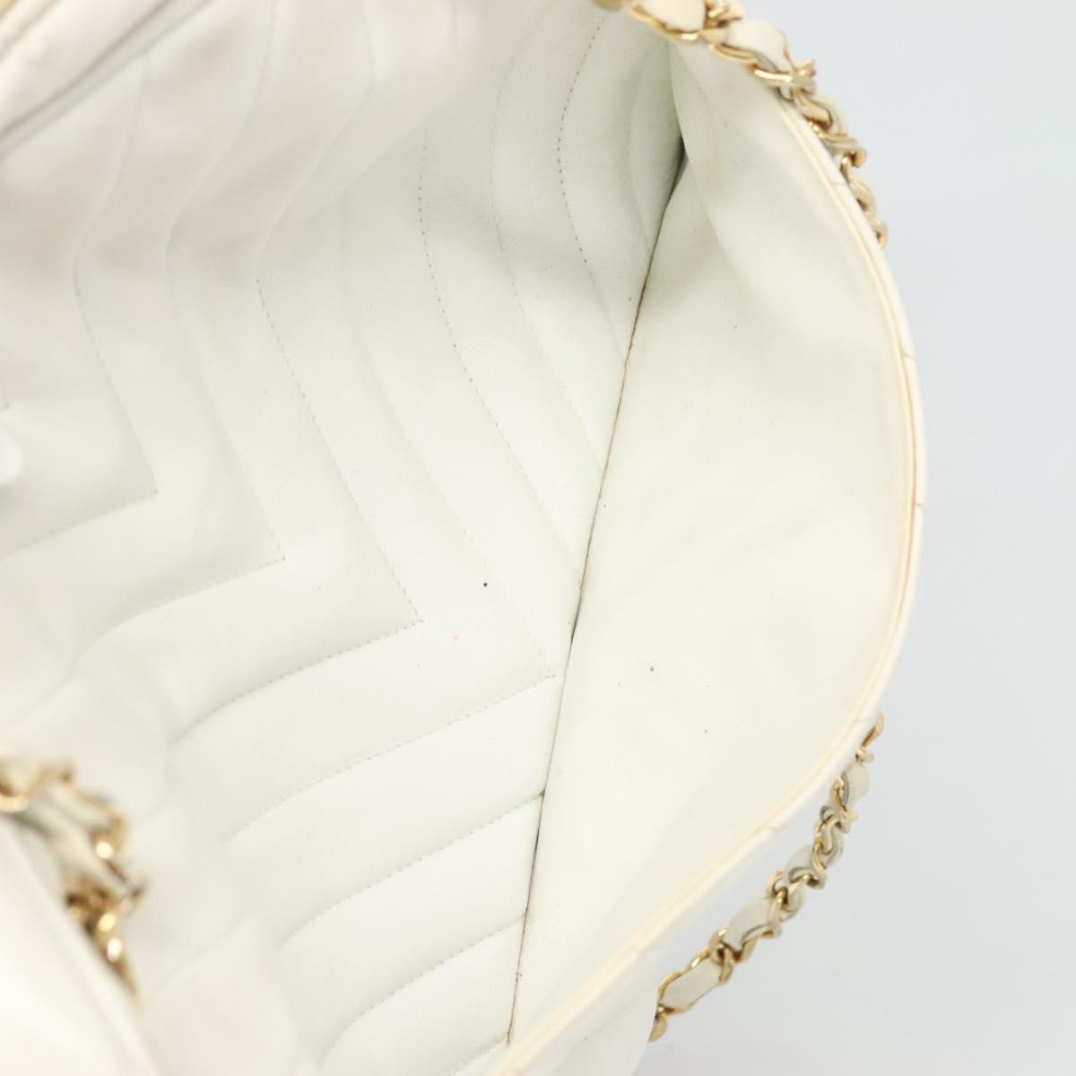 CHANEL Chain V Stitch Shoulder Bag Lamb Skin White CC Auth bs23119