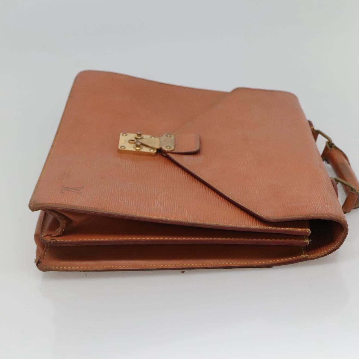 LOUIS VUITTON Epi Serviette Conseiller Zipangu Gold M54428 LV Auth bs23751