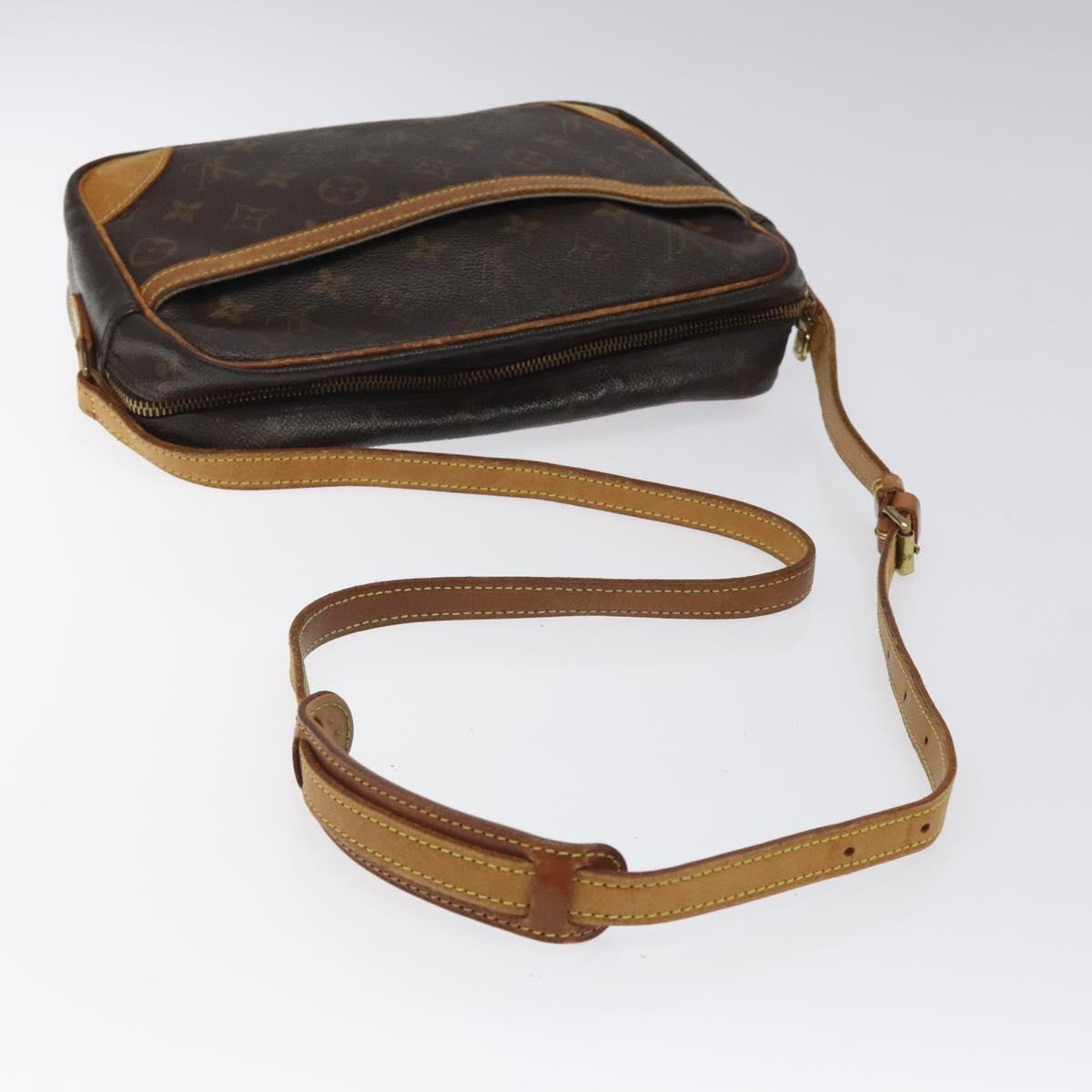 LOUIS VUITTON Monogram Trocadero 30 Shoulder Bag M51272 LV Auth bs23823