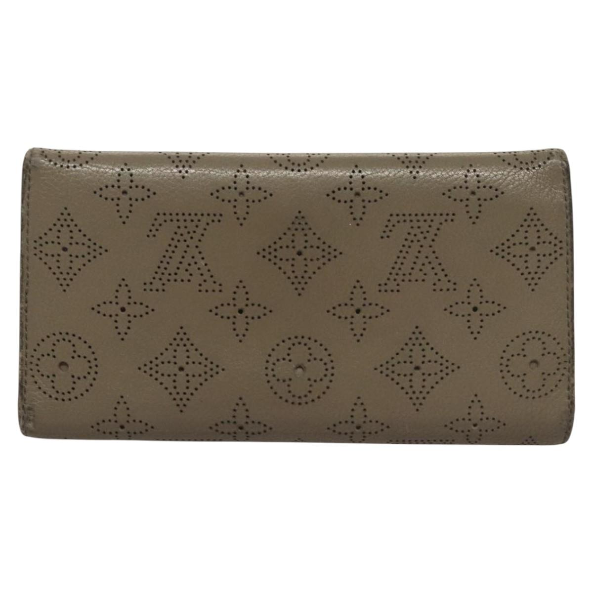 LOUIS VUITTON Monogram Mahina Portefeuille Amelia Wallet M93761 LV Auth bs24151