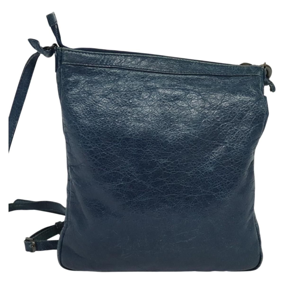 BALENCIAGA Classic Flat Shoulder Bag Leather Blue Auth bs24746
