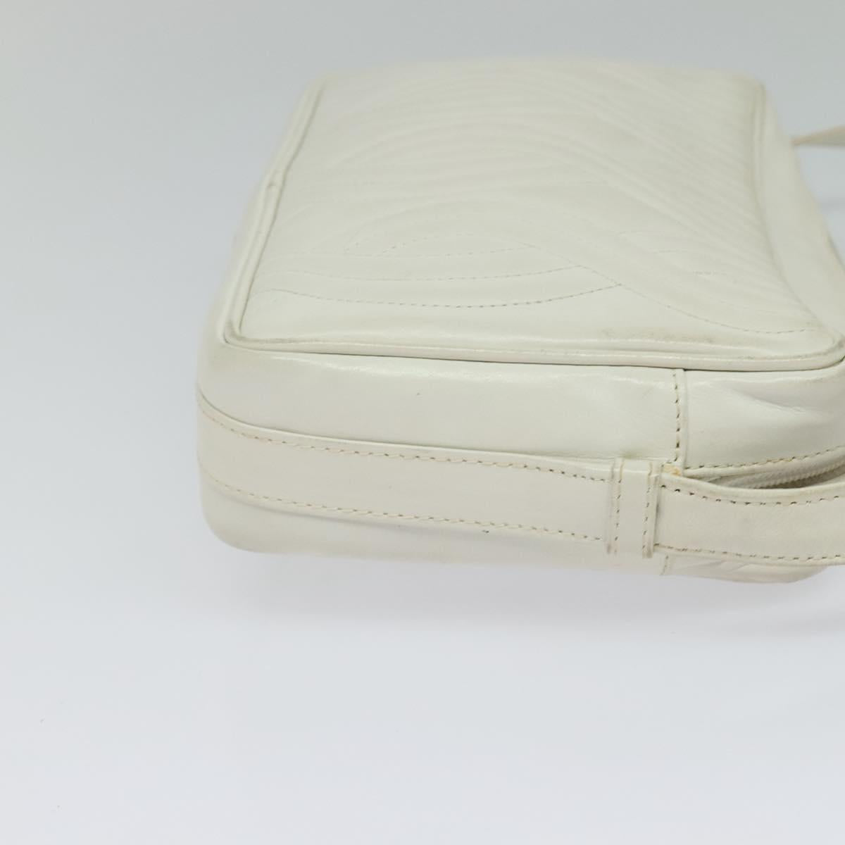FENDI Shoulder Bag Leather White Silver Auth bs24774