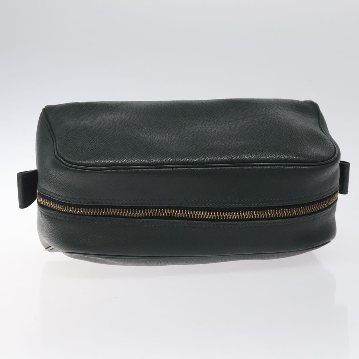 LOUIS VUITTON Taiga Trousse Toilette PM Clutch Bag Epicea M30224 LV Auth bs25175