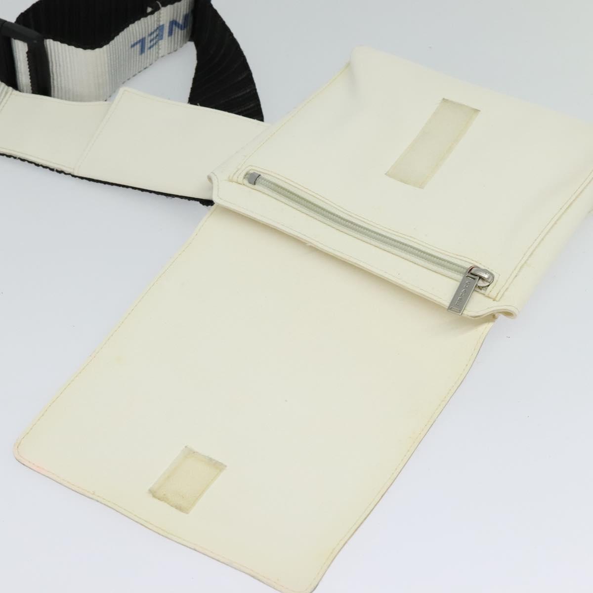 CHANEL Waist Bag Nylon White CC Auth bs25229