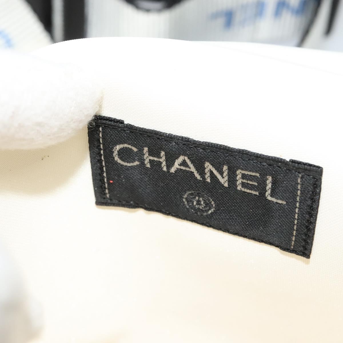 CHANEL Waist Bag Nylon White CC Auth bs25229
