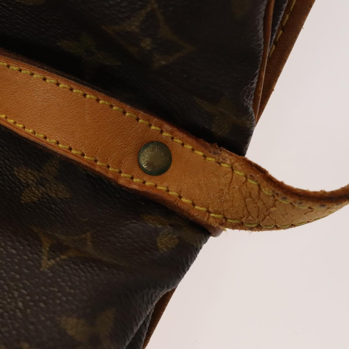 LOUIS VUITTON Monogram Saumur 30 Shoulder Bag M42256 LV Auth bs25355