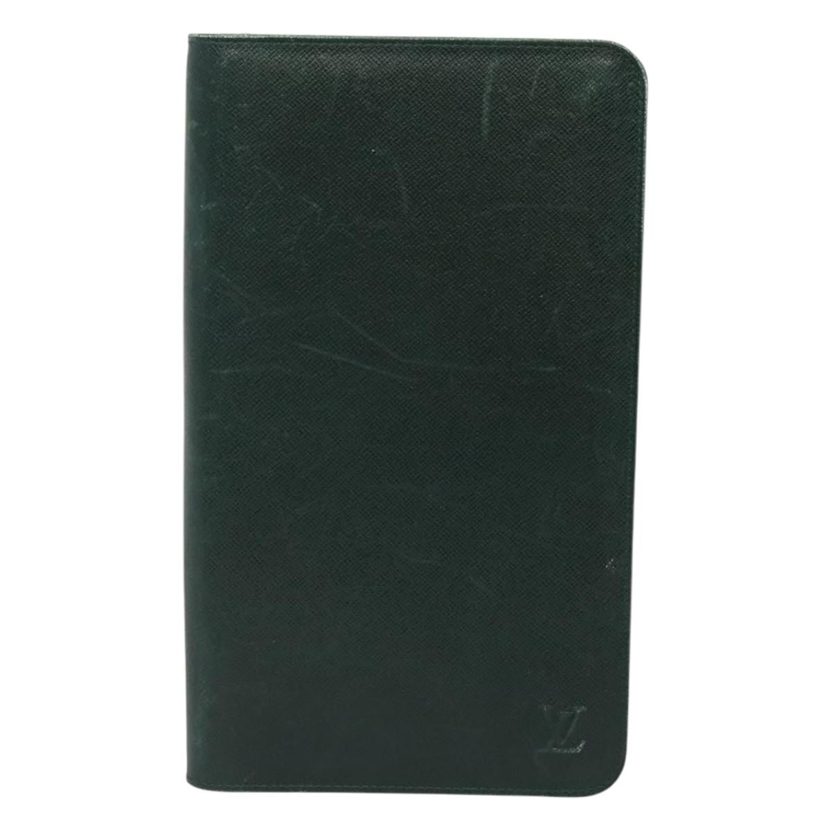 LOUIS VUITTON Taiga Travel Case Epicea LV Auth bs25360