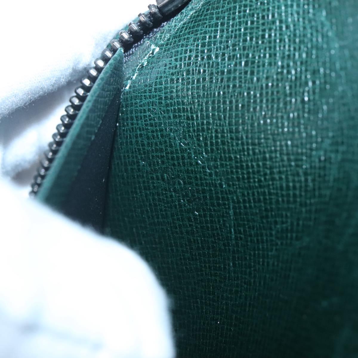 LOUIS VUITTON Taiga Travel Case Epicea LV Auth bs25360