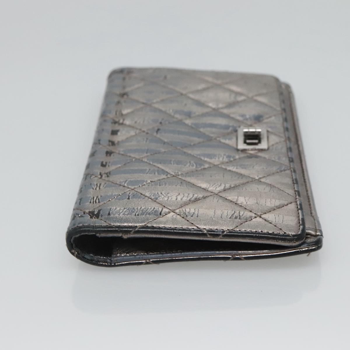 CHANEL 2.55 Matelasse Long Wallet Leather Silver CC Auth bs25537